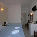 Zeus فندق 2*