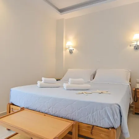 Zeus Hotel Naxos City