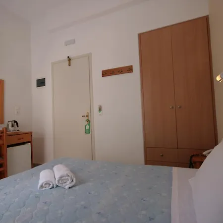 Zeus Hotel