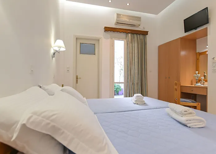 ζευς 2* Naxos City