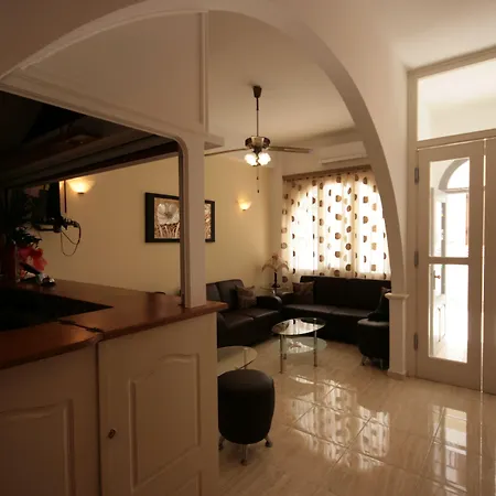 Zeus فندق Naxos City