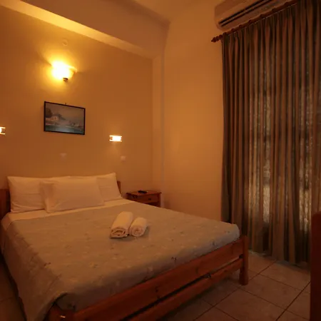 Hotel Zeus 2*