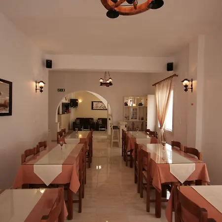 Zeus Hotel