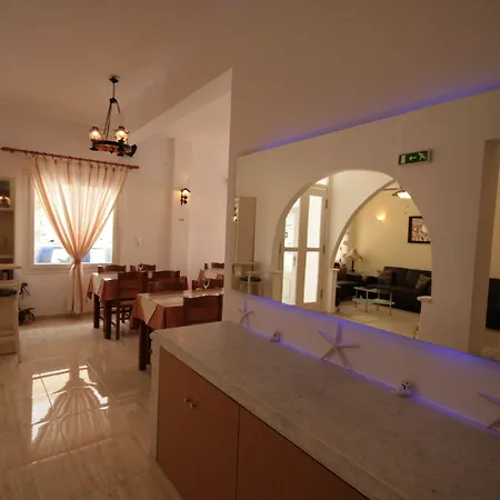 Zeus Hotel 2*