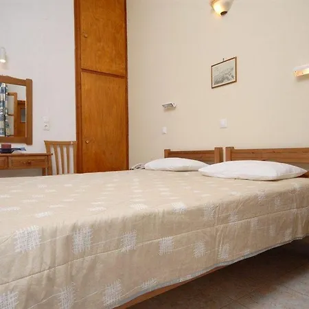 Hotel Zeus Naxos City