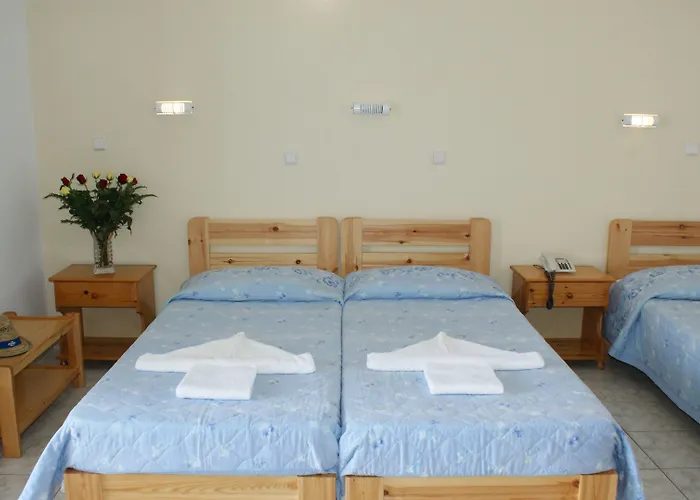 Zeus Отель Naxos City